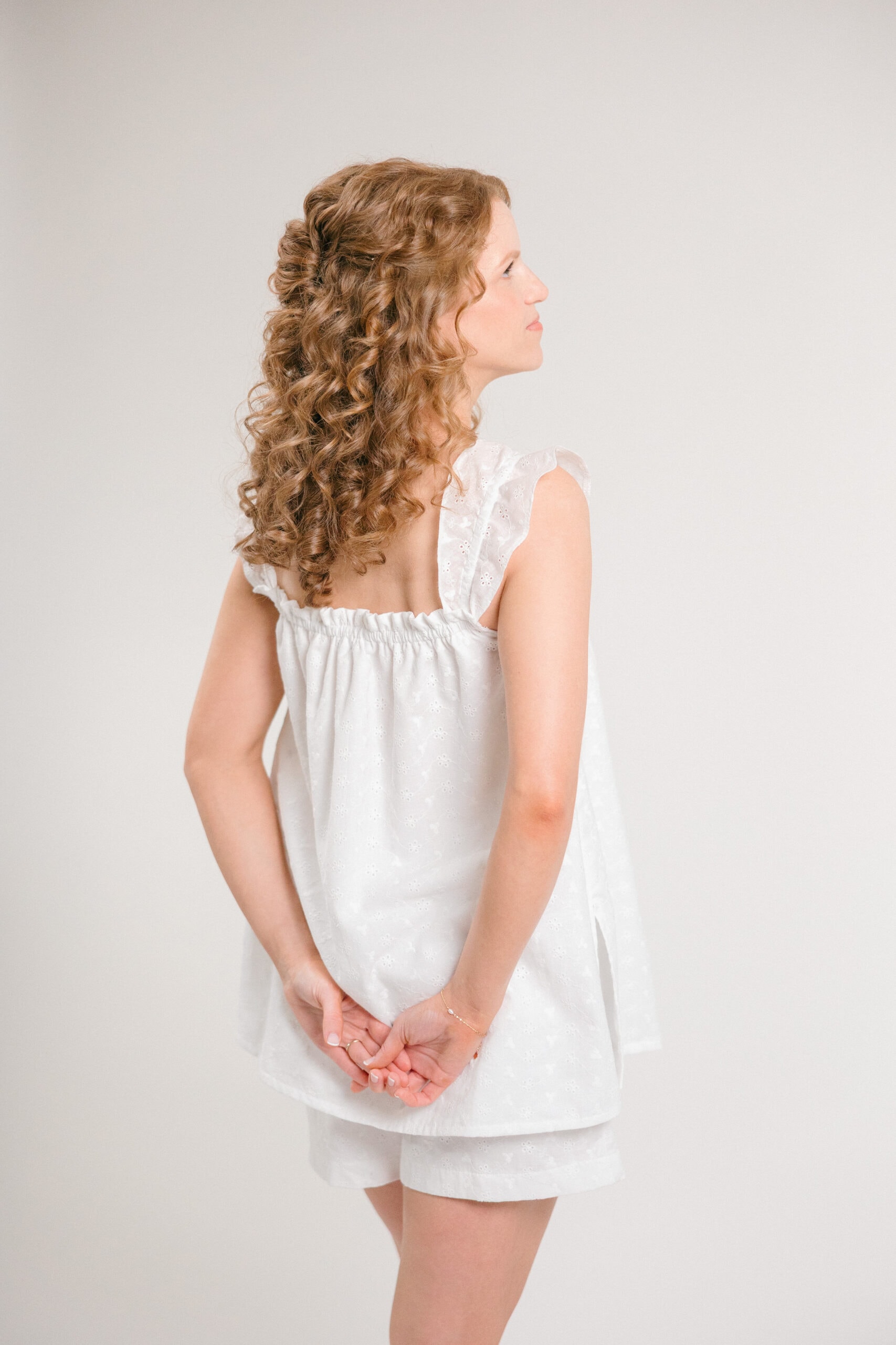 Angela’s Couture Bridal Photoshoot: A Dream Day in the Studio 42 2025 A Kolis Studio 0277 scaled 1
