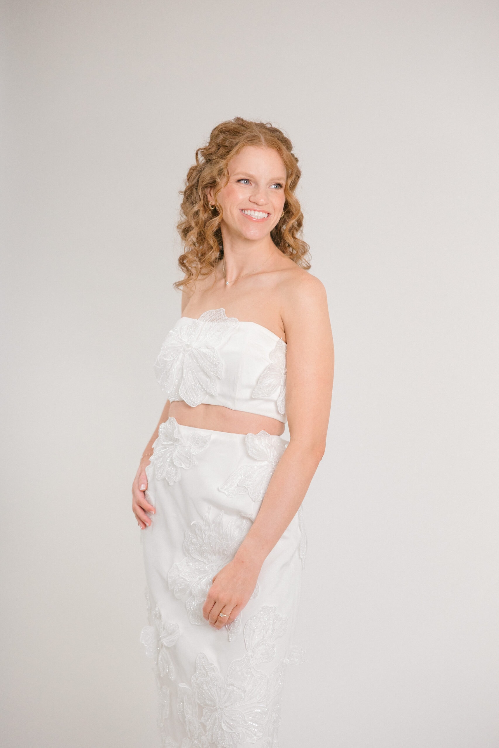 Angela’s Couture Bridal Photoshoot: A Dream Day in the Studio 76 2025 A Kolis Studio 0482 scaled 1