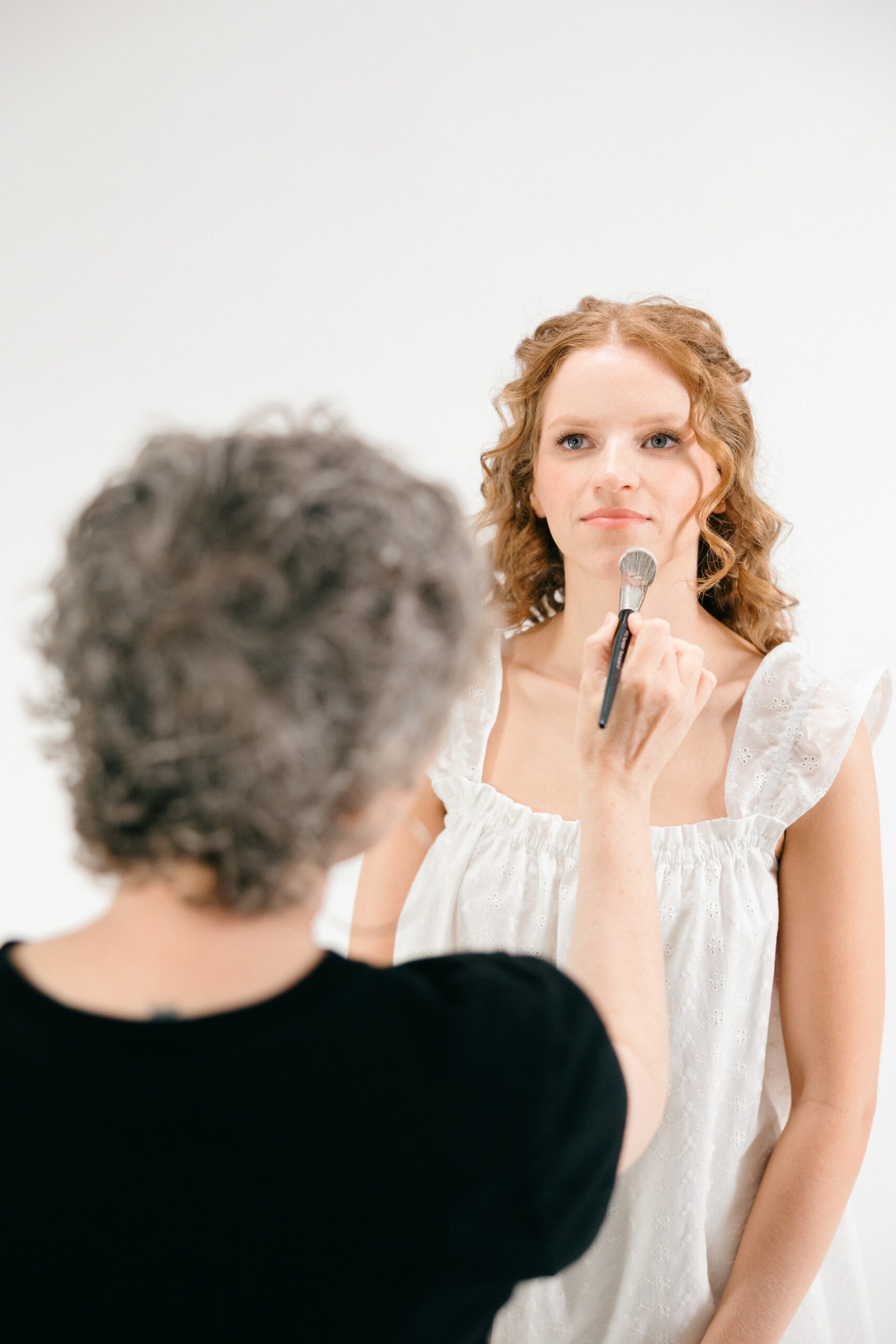 Angela’s Couture Bridal Photoshoot: A Dream Day in the Studio 12 2025 A Kolis Studio 5483 scaled 1