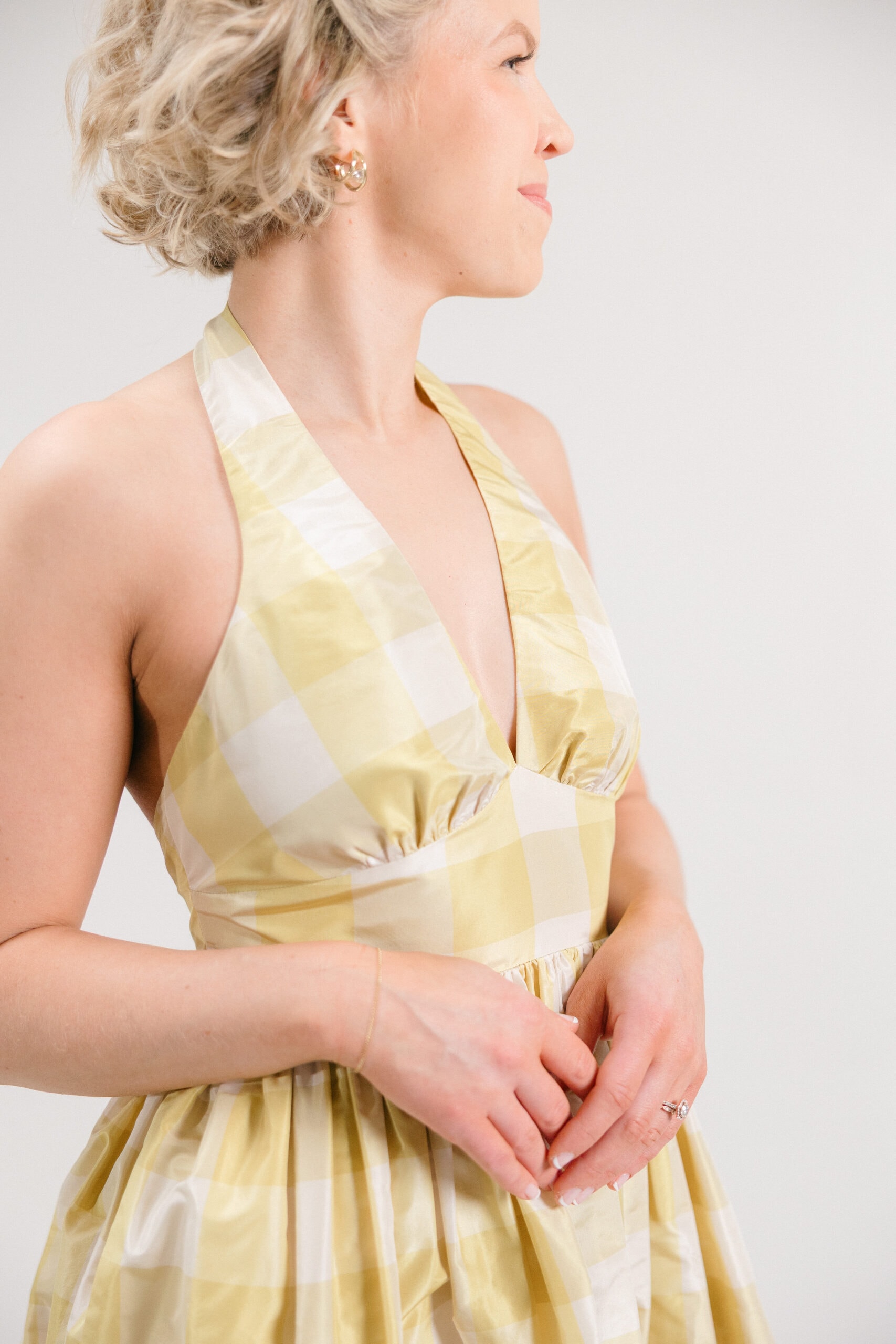 Angela’s Couture Bridal Photoshoot: A Dream Day in the Studio 27 2025 A Kolis Studio 5696 scaled 2
