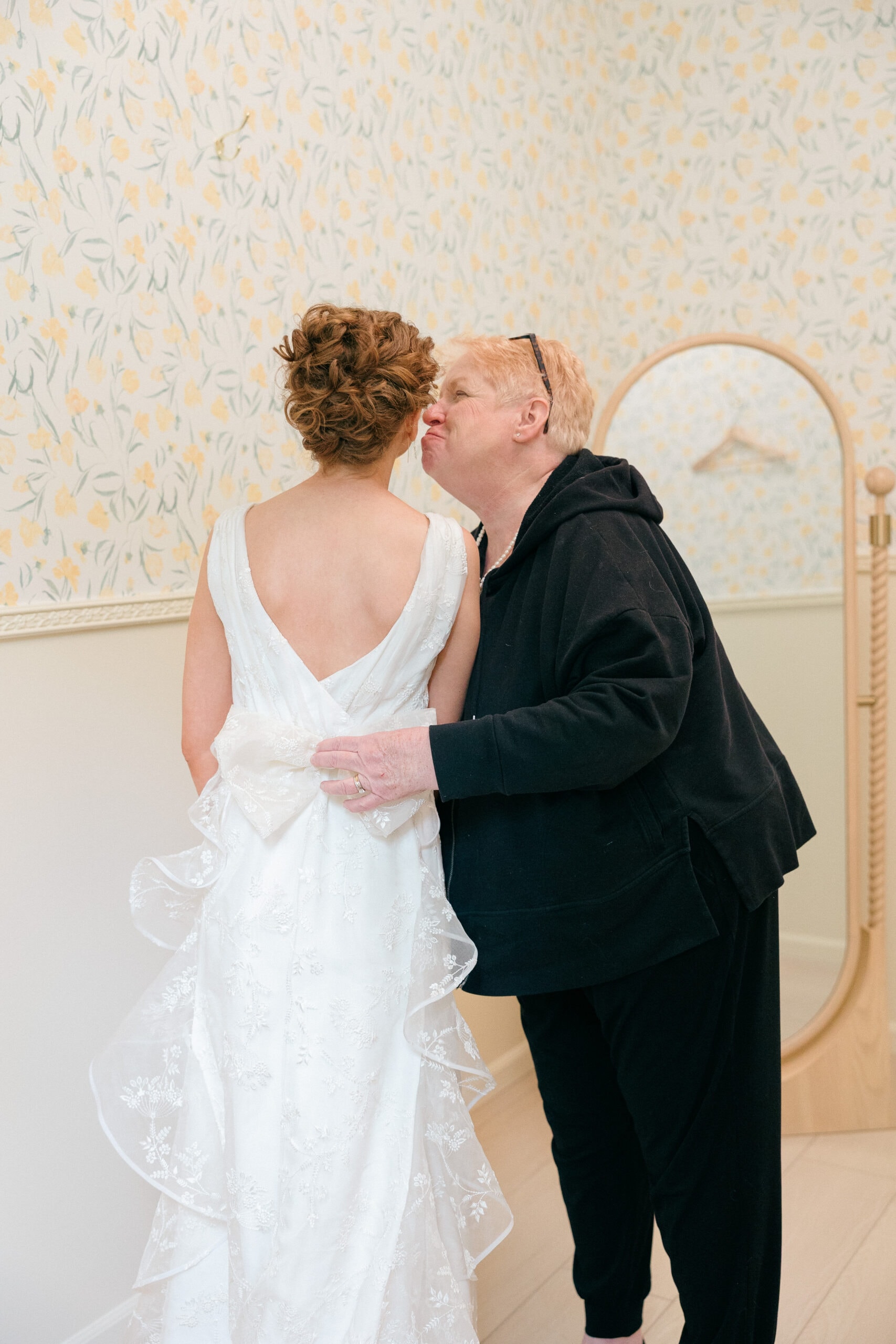 Angela’s Couture Bridal Photoshoot: A Dream Day in the Studio 94 2025 A Kolis Studio 6984 scaled 2
