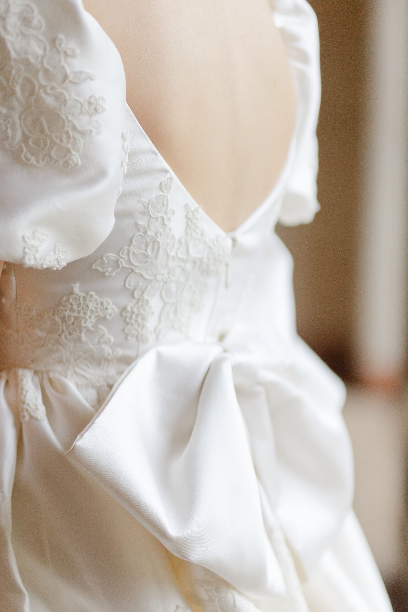 Melissa's Couture Sarah Kolis Bridal Gown 28 M C Wedding Party Portraits 5634 scaled 1