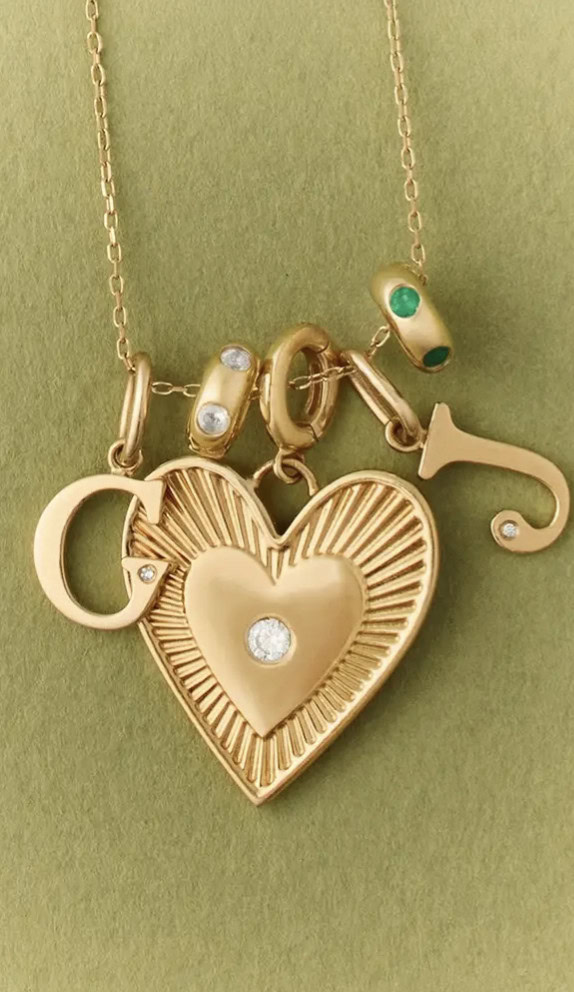 Thoughtful Wedding Gift Ideas for Your Bridal Party & Family 4 Screenshot 2026 04 09 at 1.22.44 PM