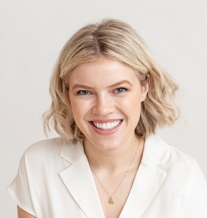 Sarah Kolis Headshot